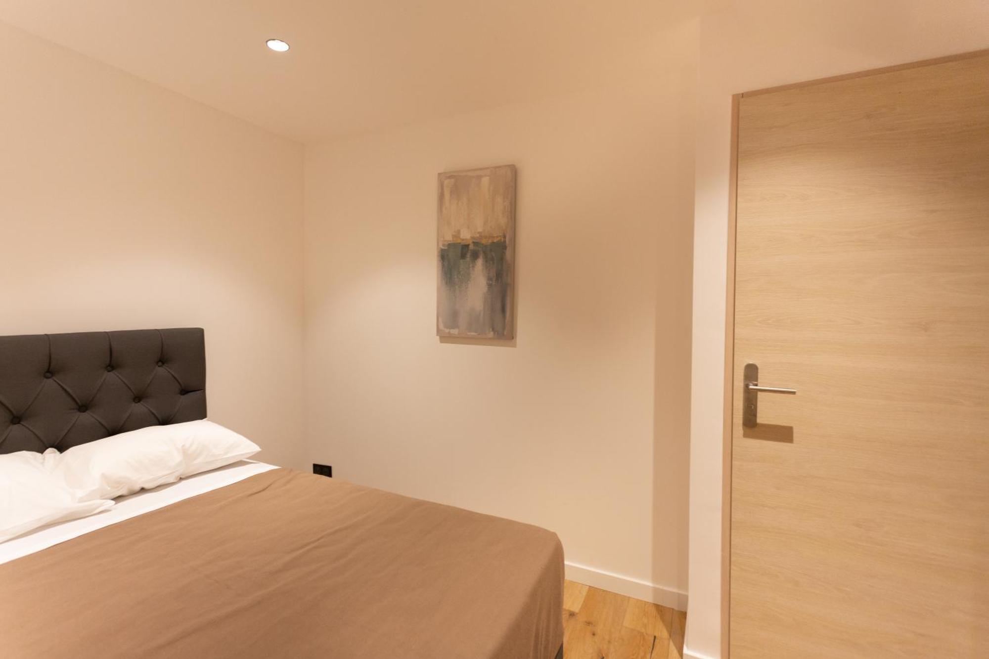 Hotel Leonard De Vinci II ปารีส ภายนอก รูปภาพ