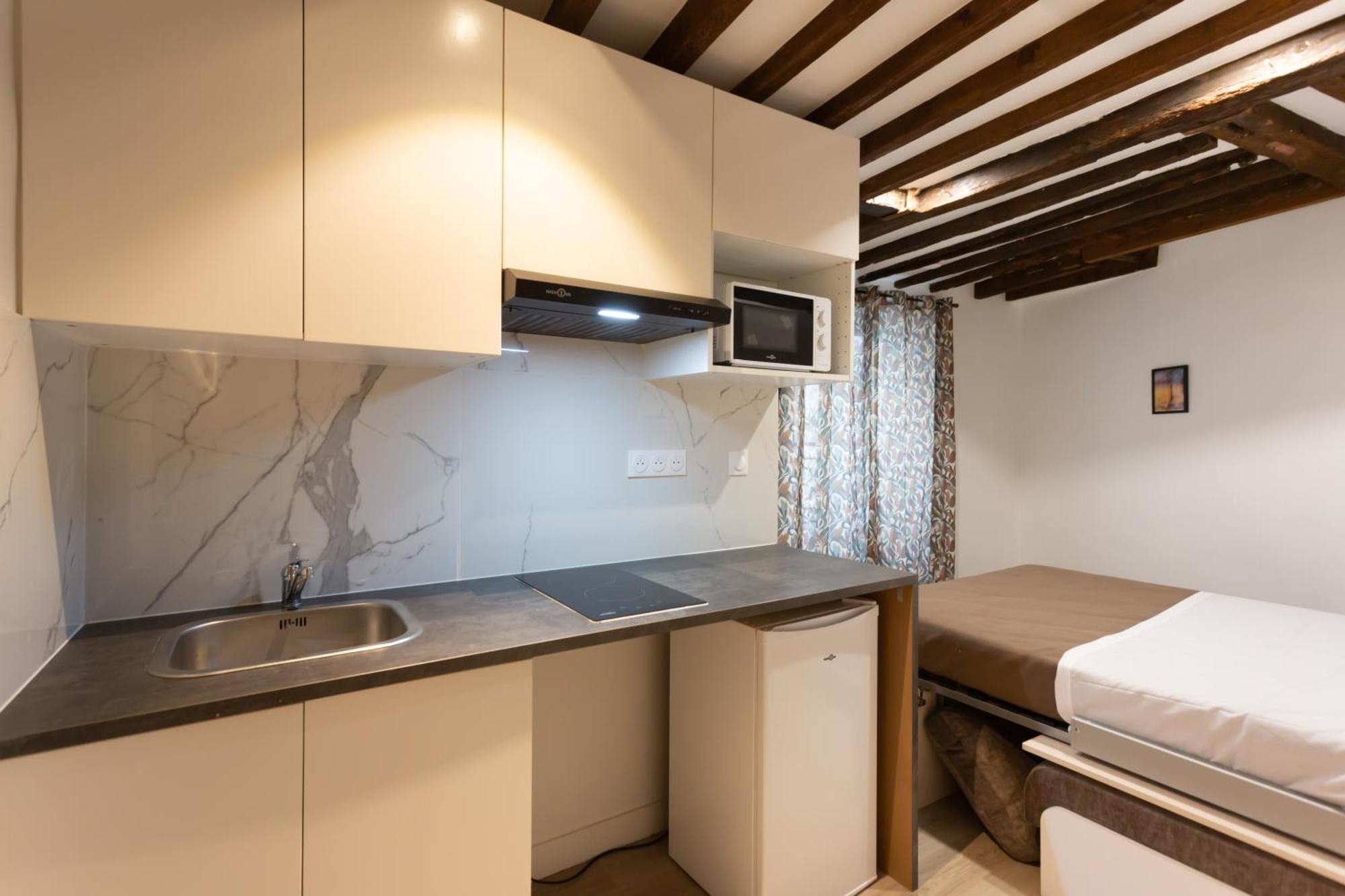 Hotel Leonard De Vinci II ปารีส ภายนอก รูปภาพ